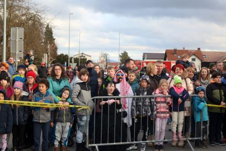 ŽAGANJE BABE 04 FOTO LJUBO VUKELIČ